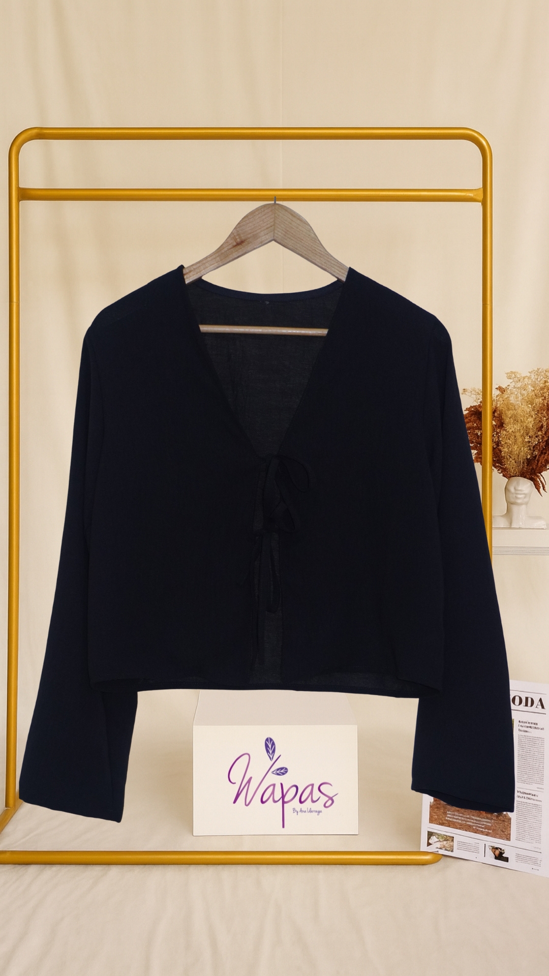 Blusa negra de manga larga