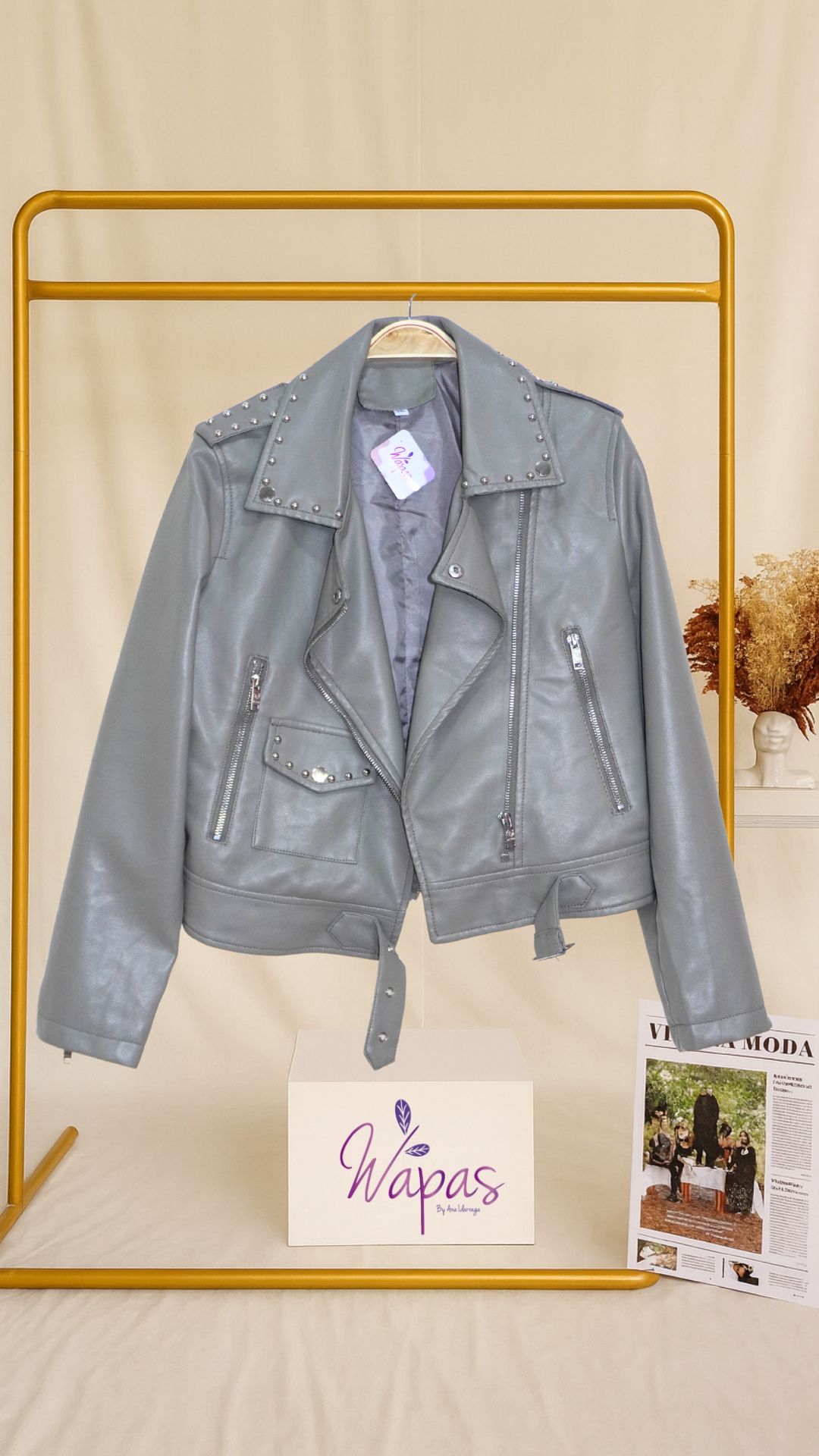 Chaqueta de cuero gris