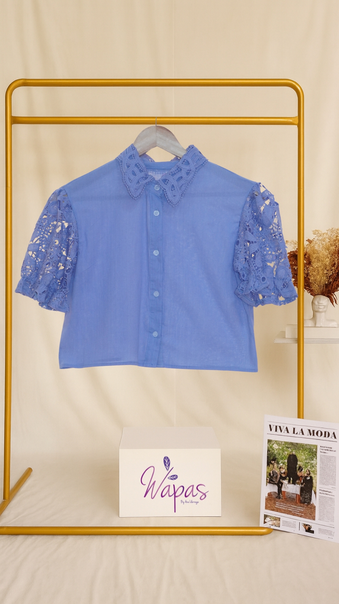 Blusa azul de manga corta