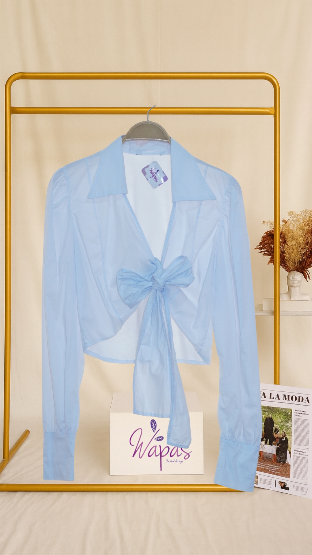 Blusa azul de manga larga