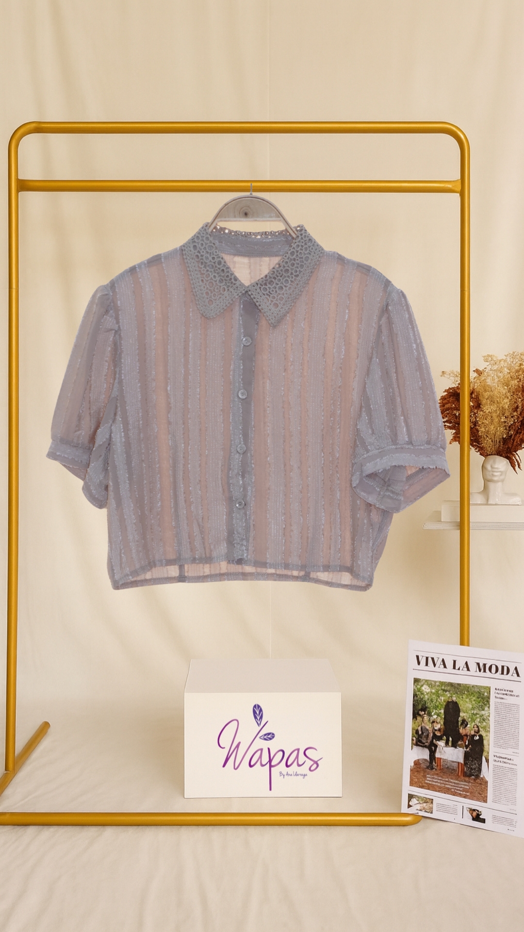 Blusa azul transparente