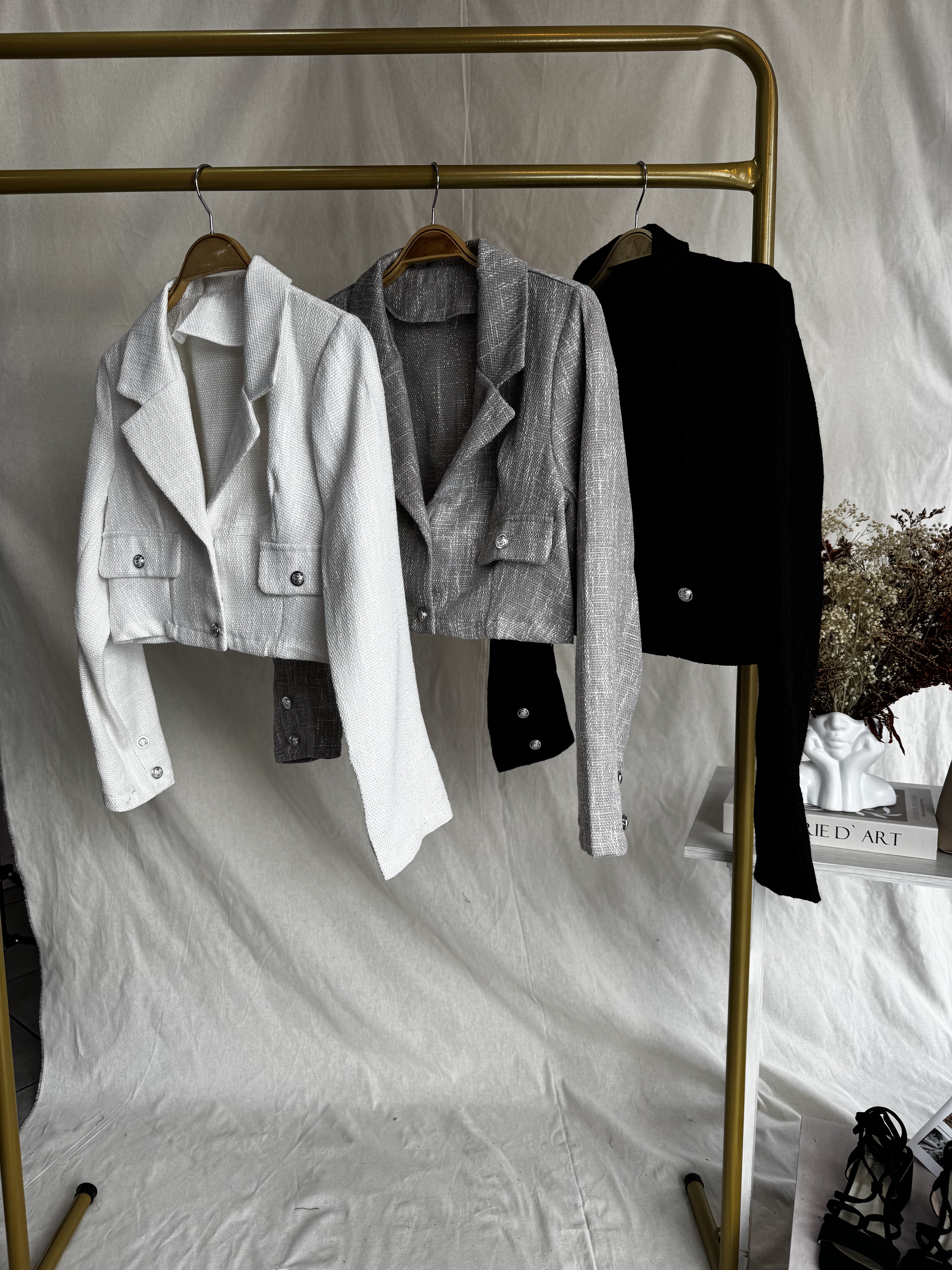 Chaqueta corta de lino