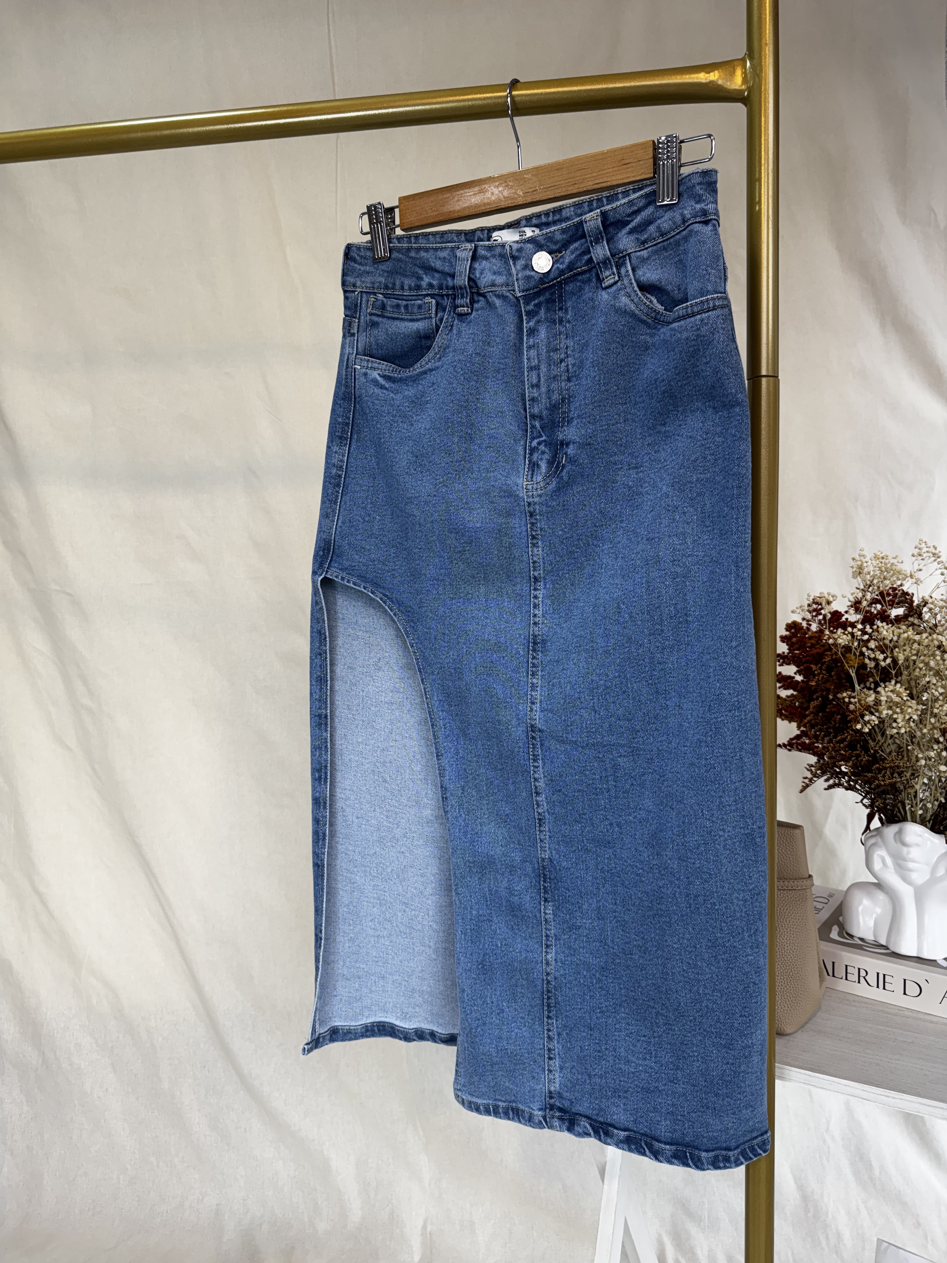 Falda vaquera asimétrica