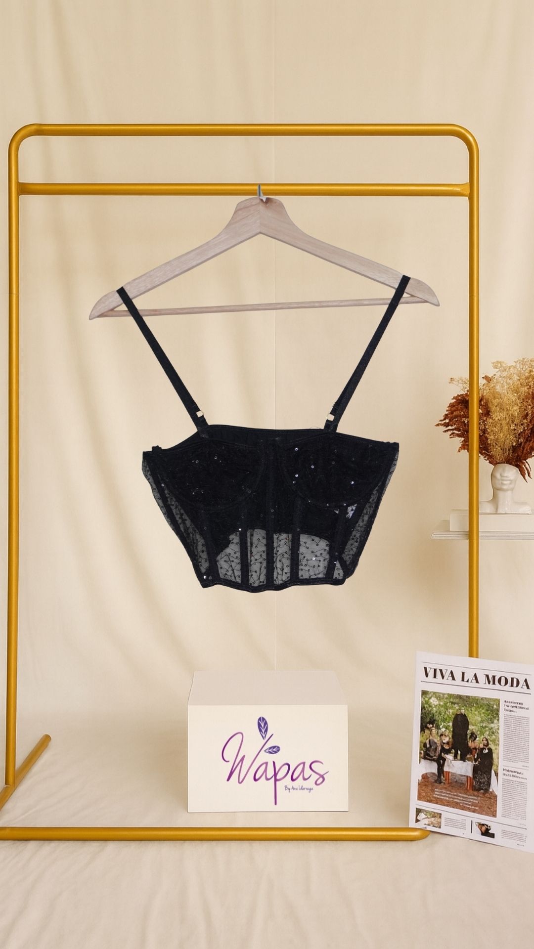 Top corset negro de encaje