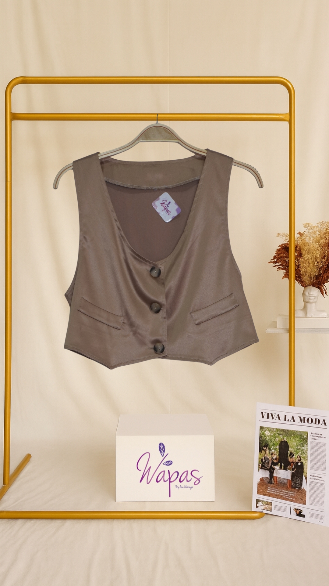 Chaleco elegante cafe