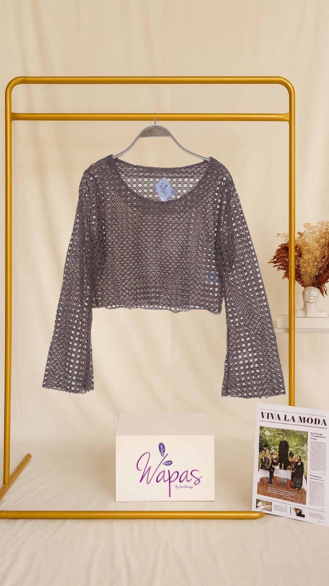 Blusa gris de crochet