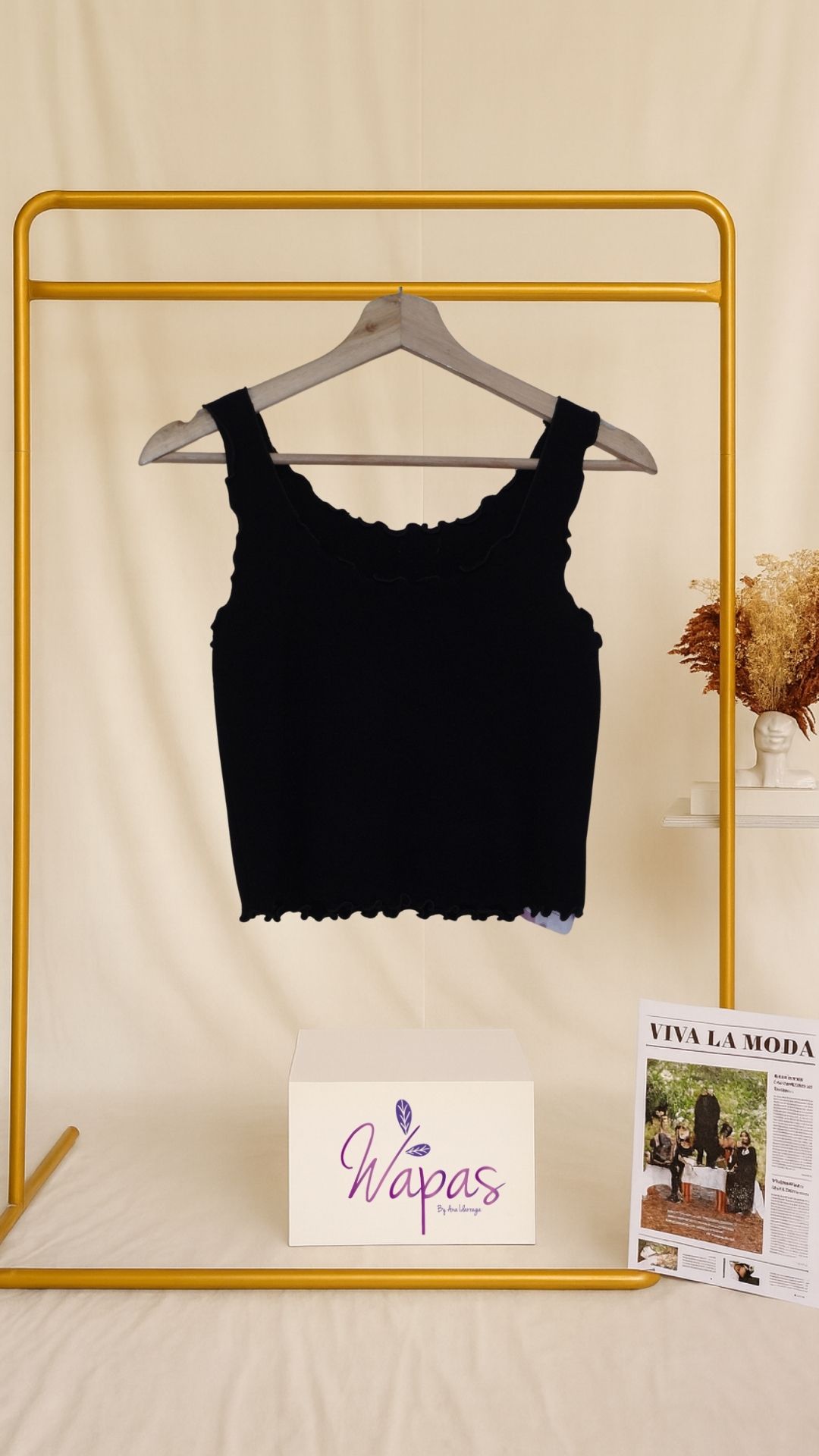 Blusa negra de tirantes