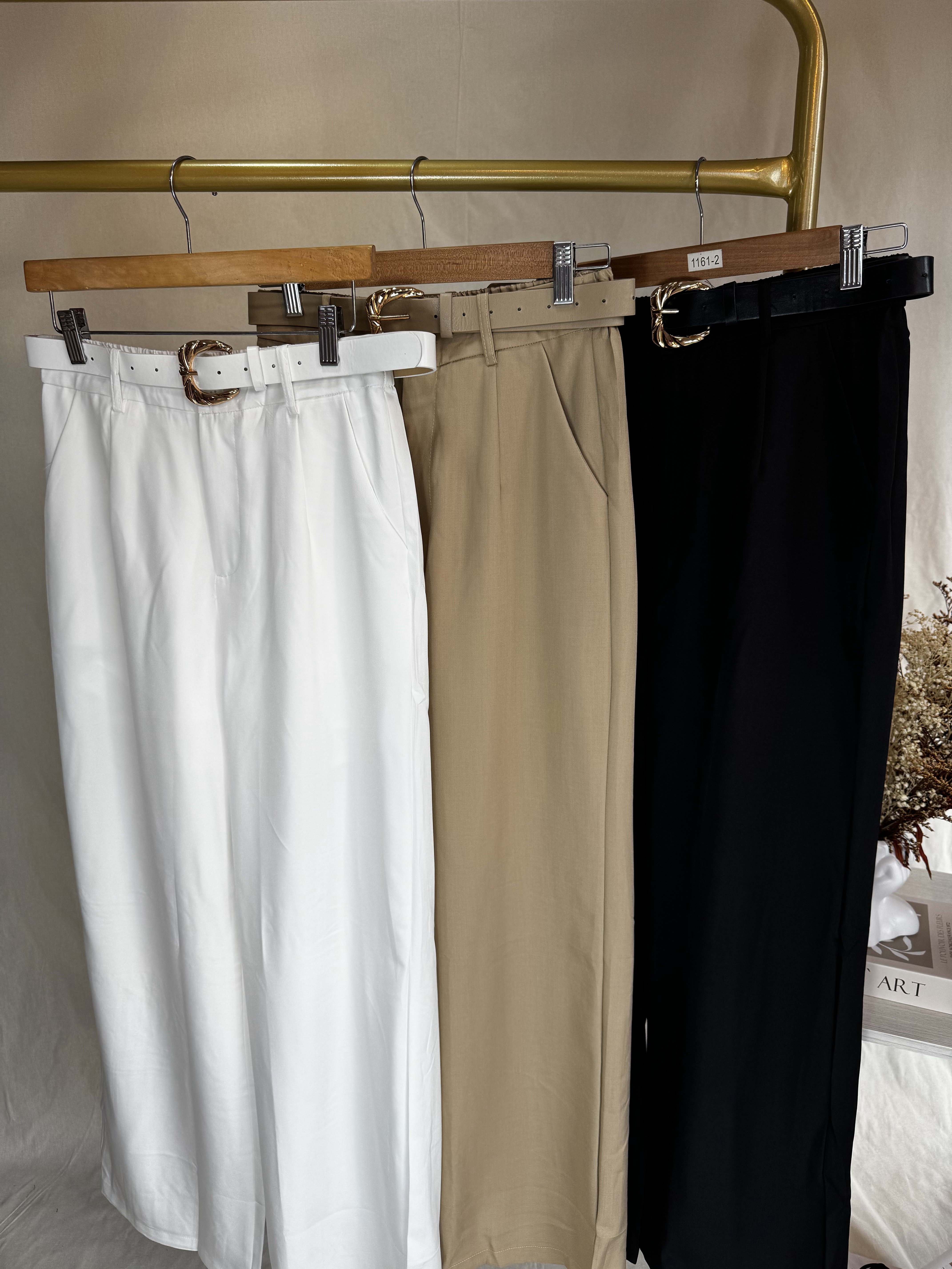 Pantalones elegantes para mujer