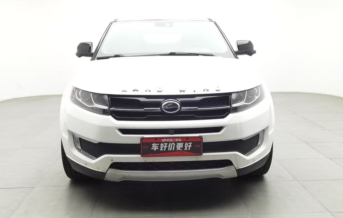 2017 Landwind X7 SUV