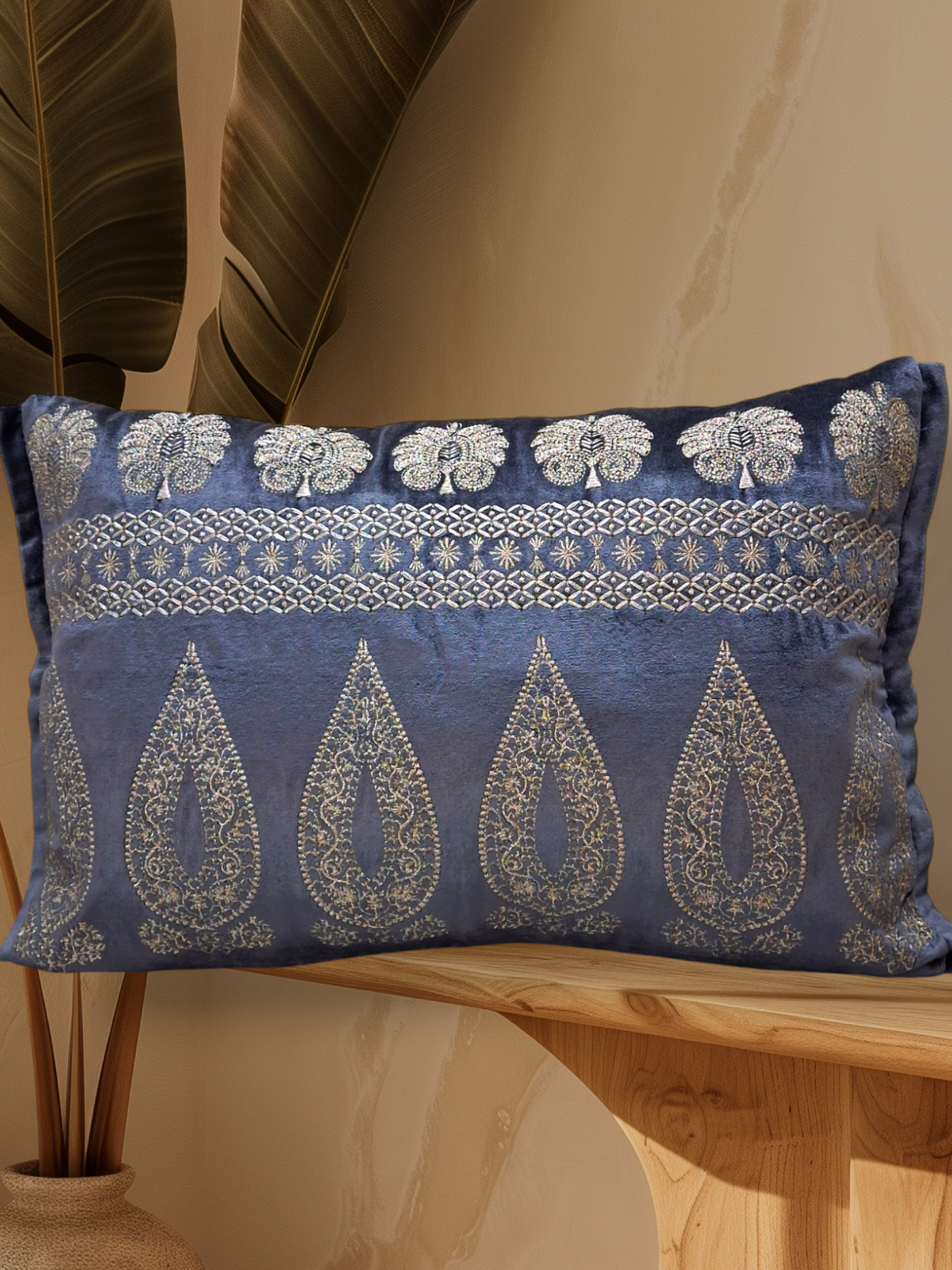 Cojín Artesanal Bordado