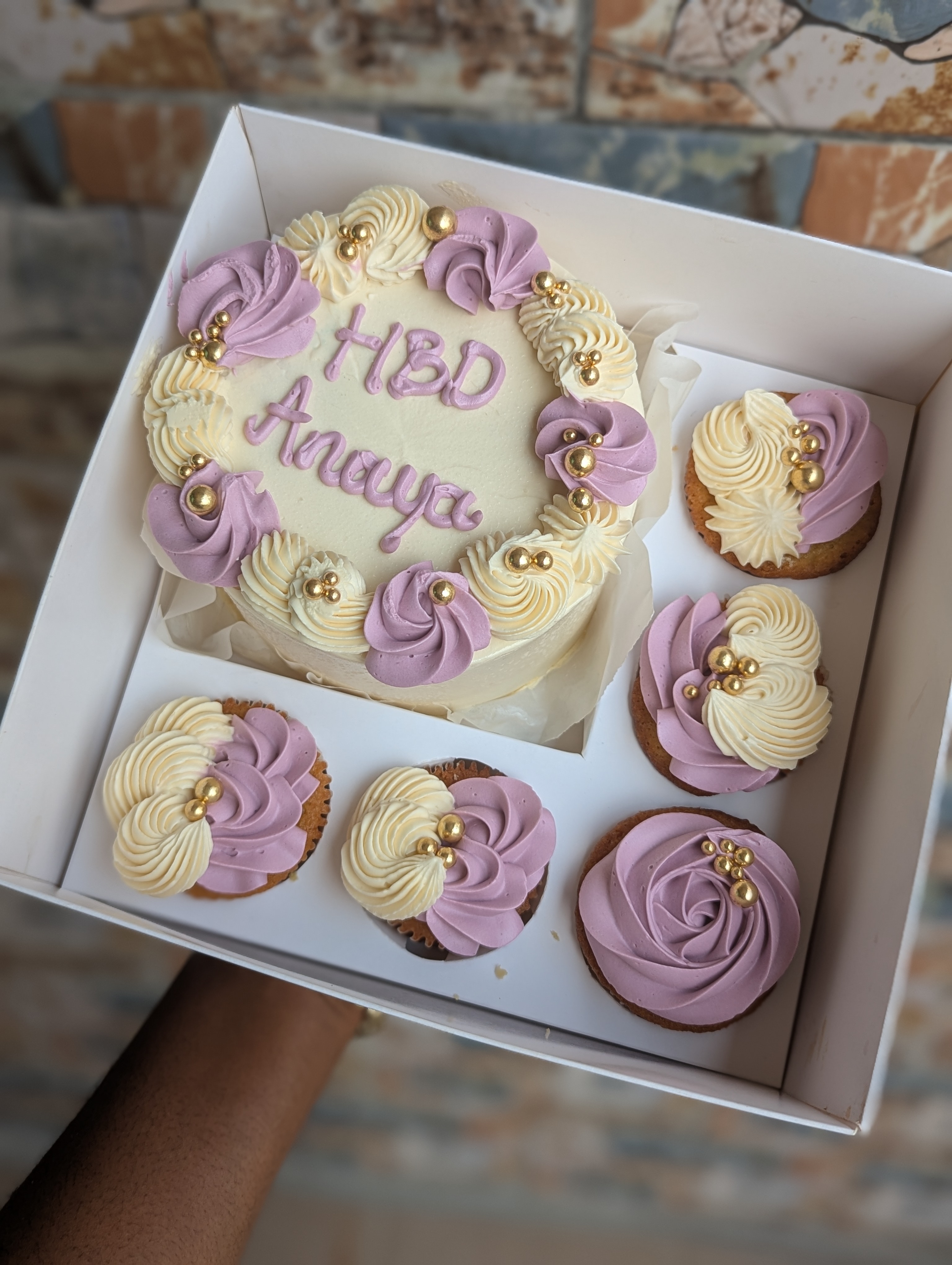 Pack bento + 8 Cupcakes