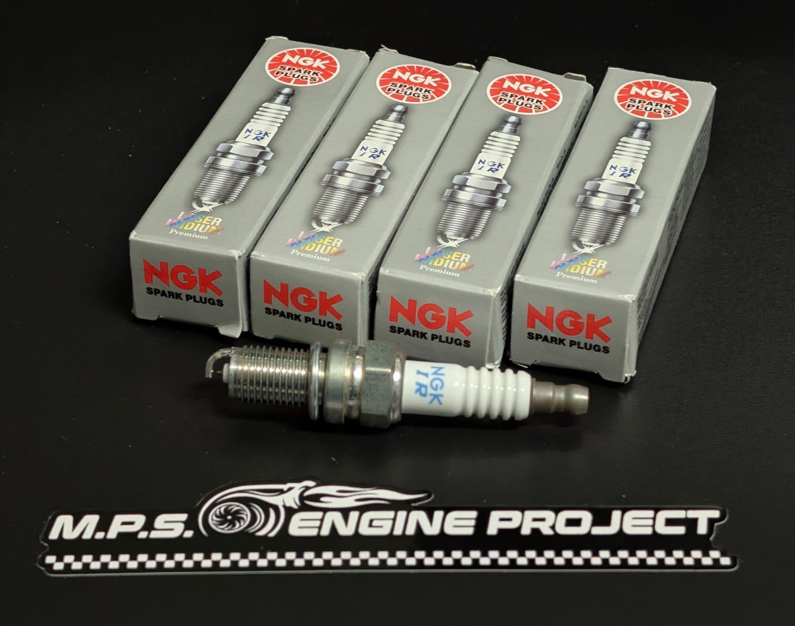 Set 4 Candele NGK Iridium IKR9J8 – Massime Prestazioni per Motori 1.4 T-Jet e MultiAir