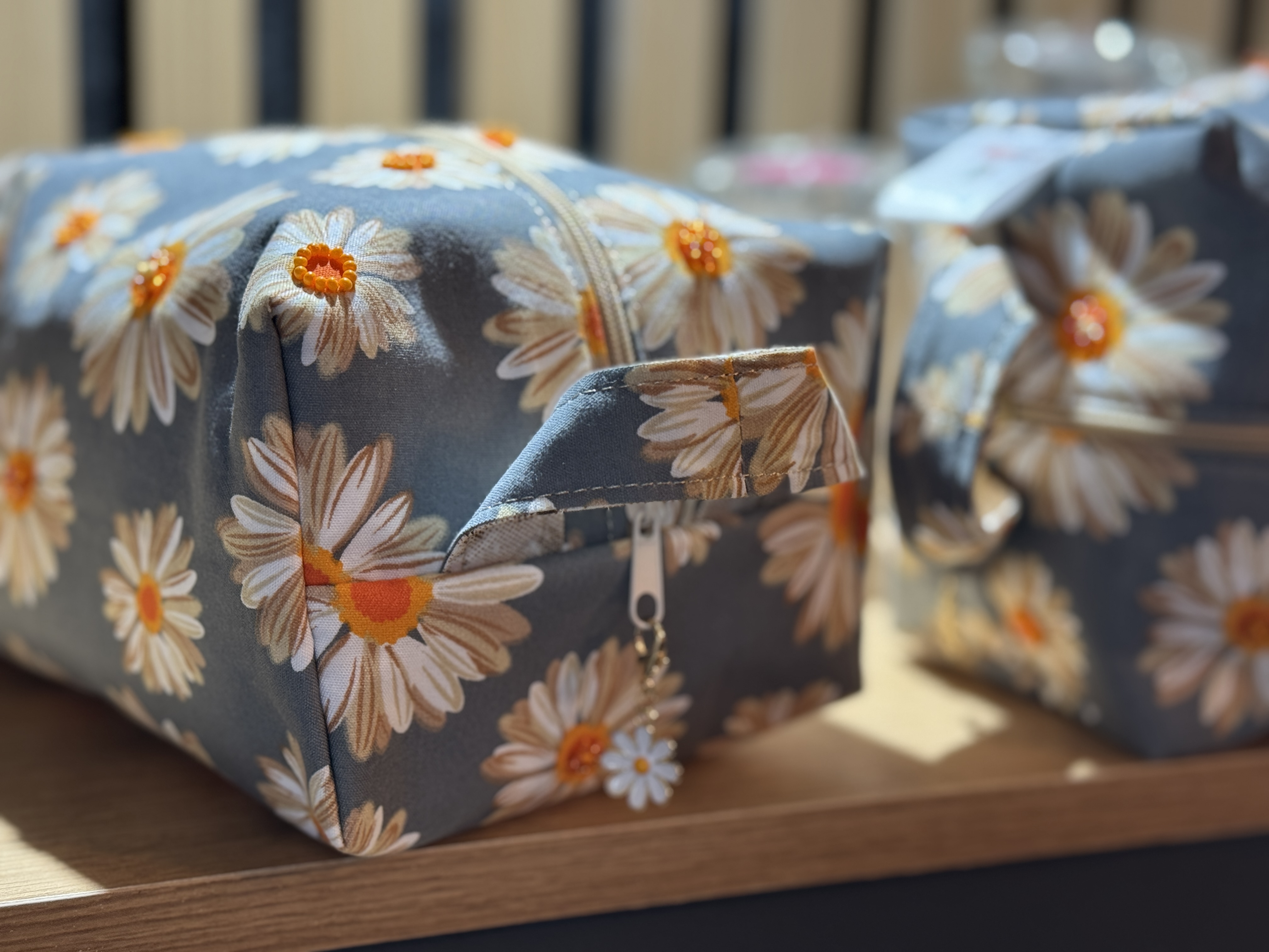 Daisies from Namakwaland (BEADED)