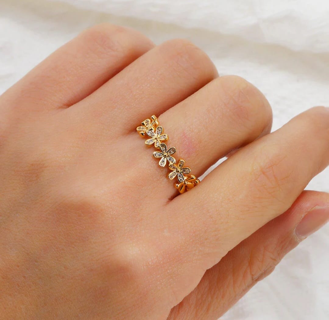 Gold Floral Adjustable Ring