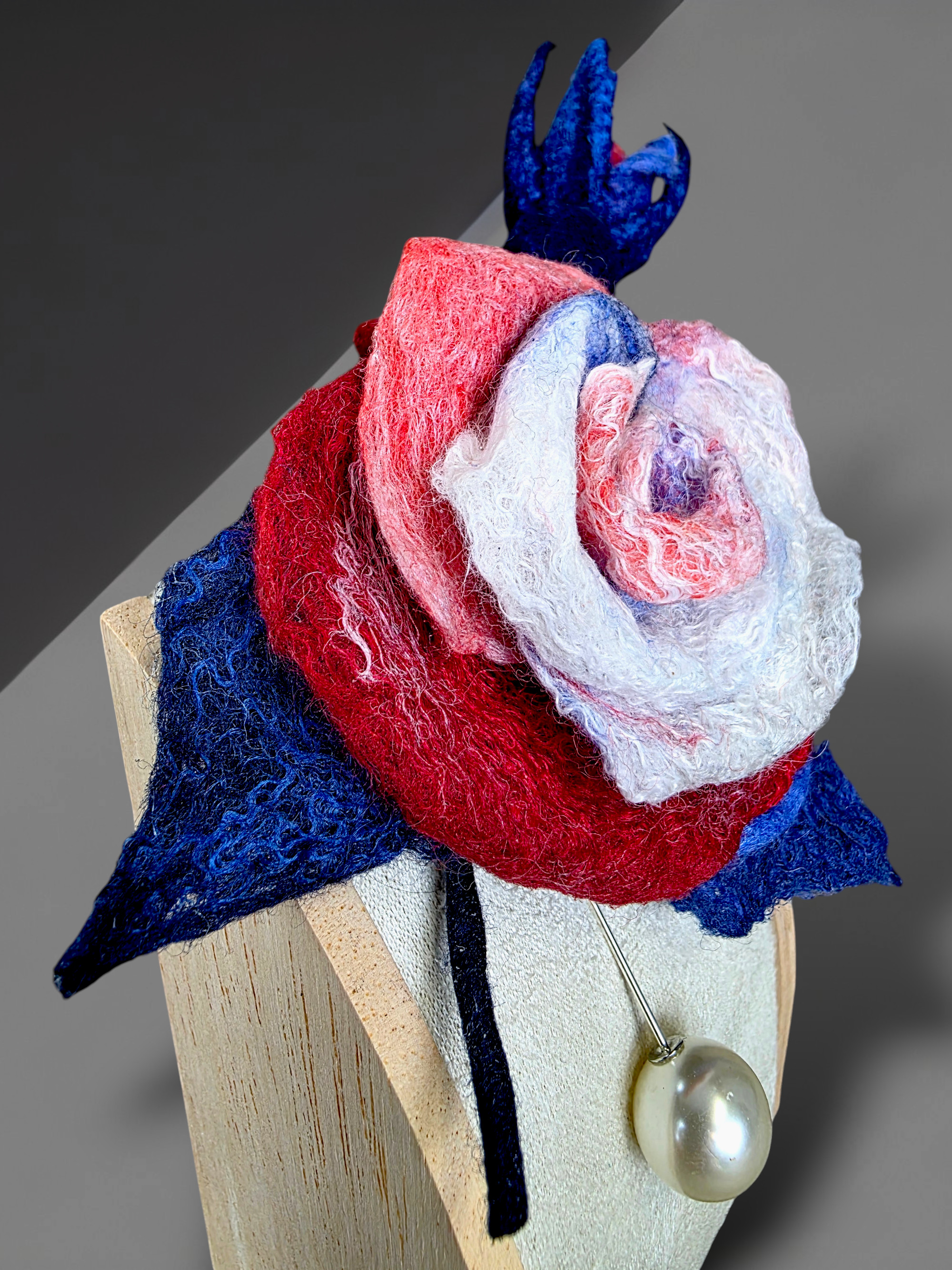 4th of July Independence Day Jewelry ROSE Lapel Pin Brooch 