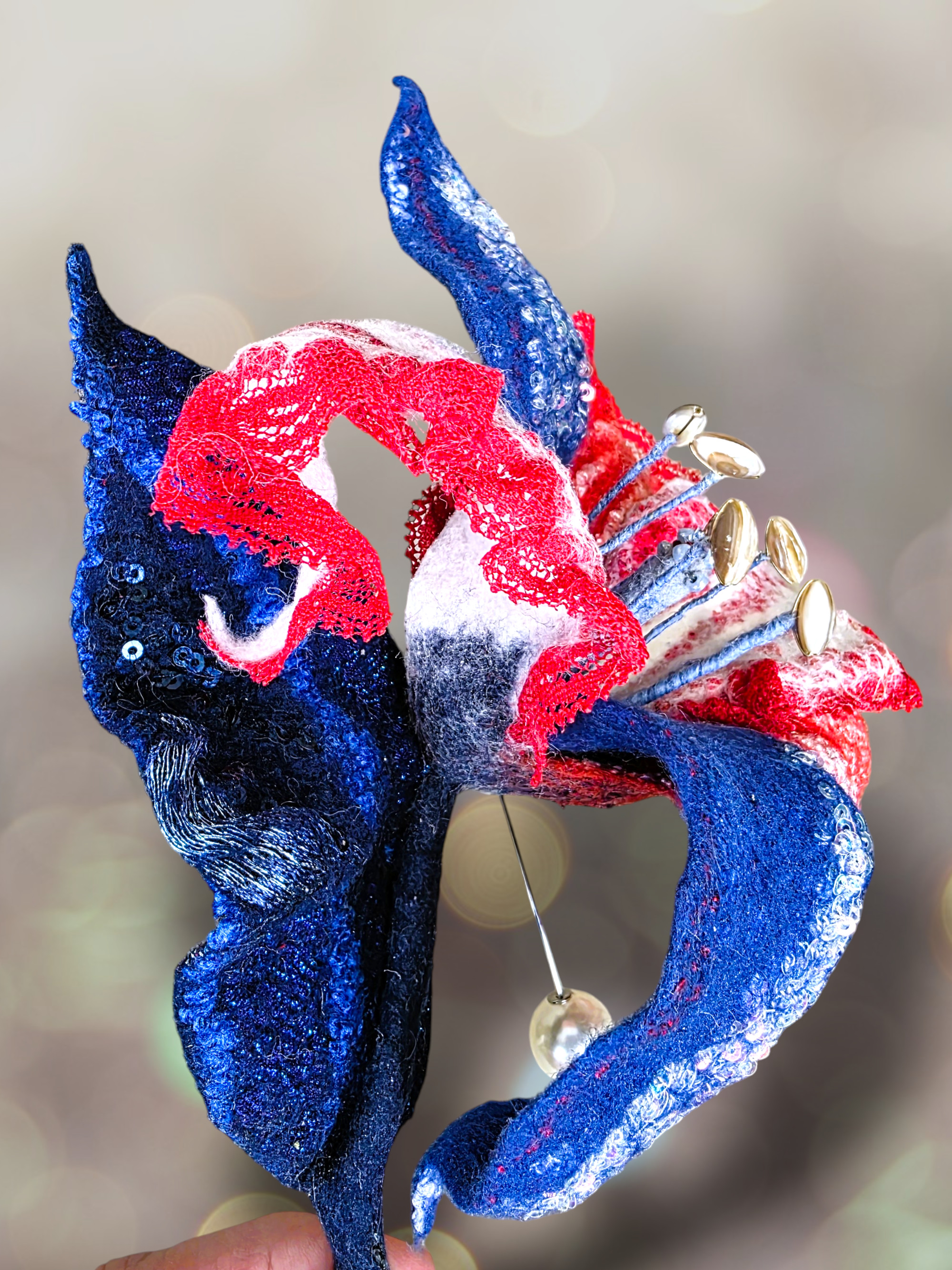 4th of July Independence Day Jewelry Lily Lapel Pin Brooch 