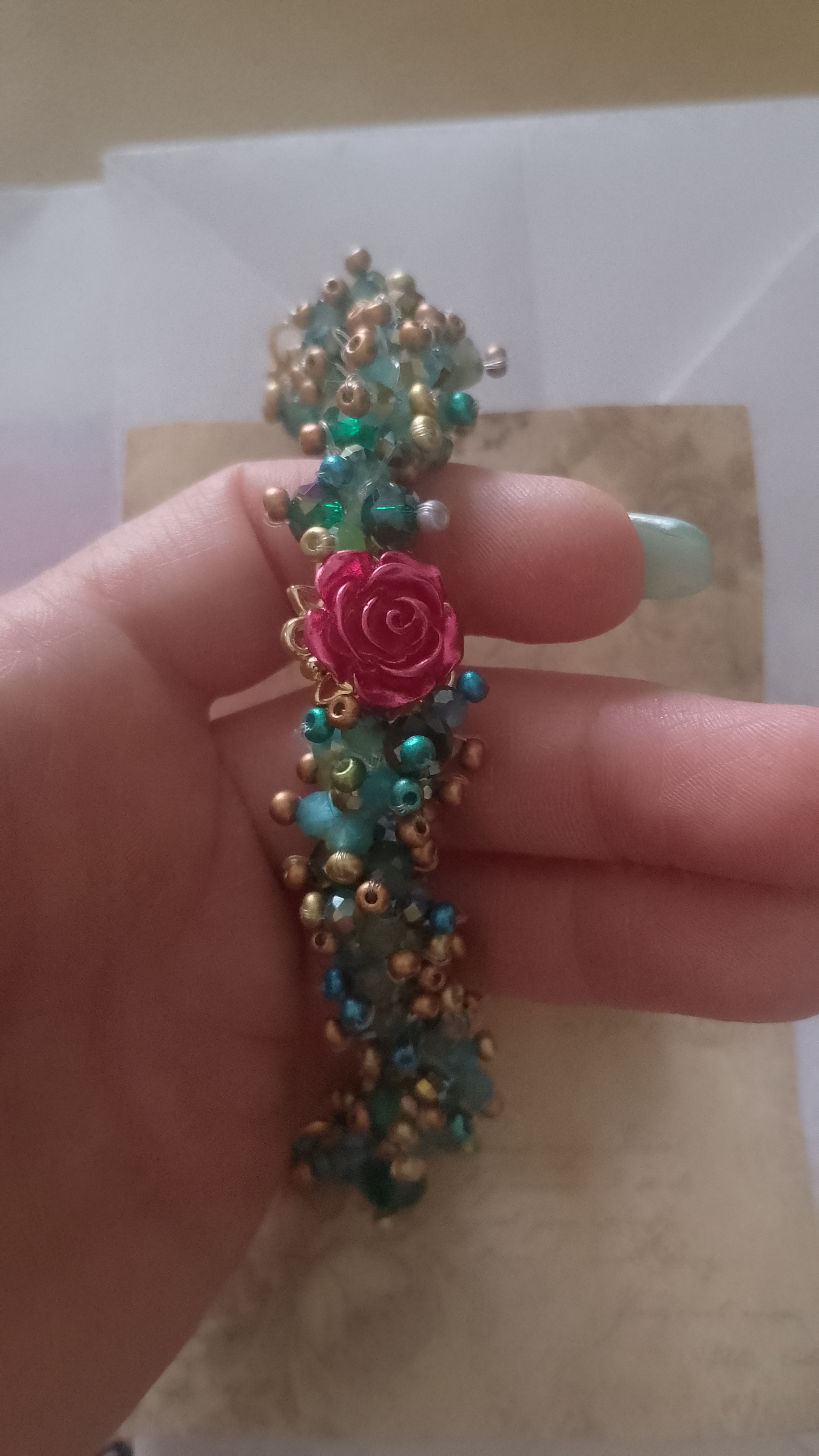 Pulsera de piedras facetadas