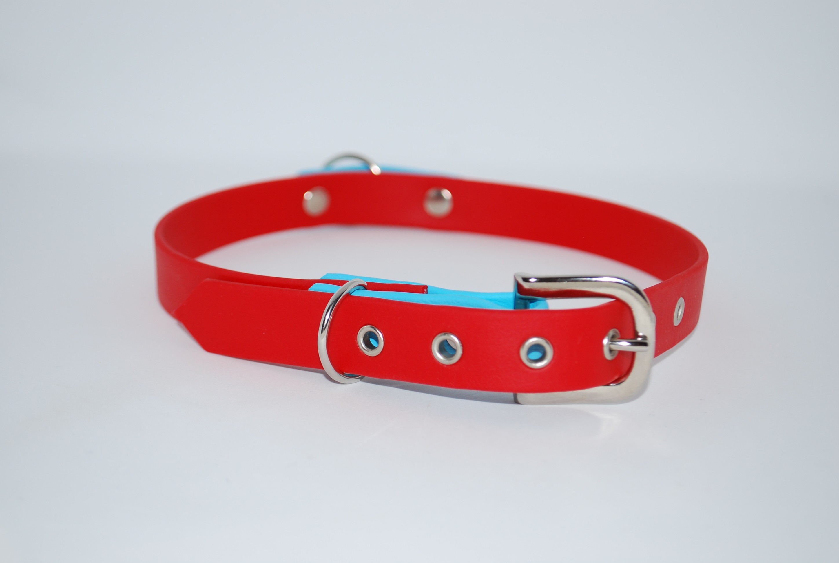 Biotano antkaklis "Red-Skyan Blue"