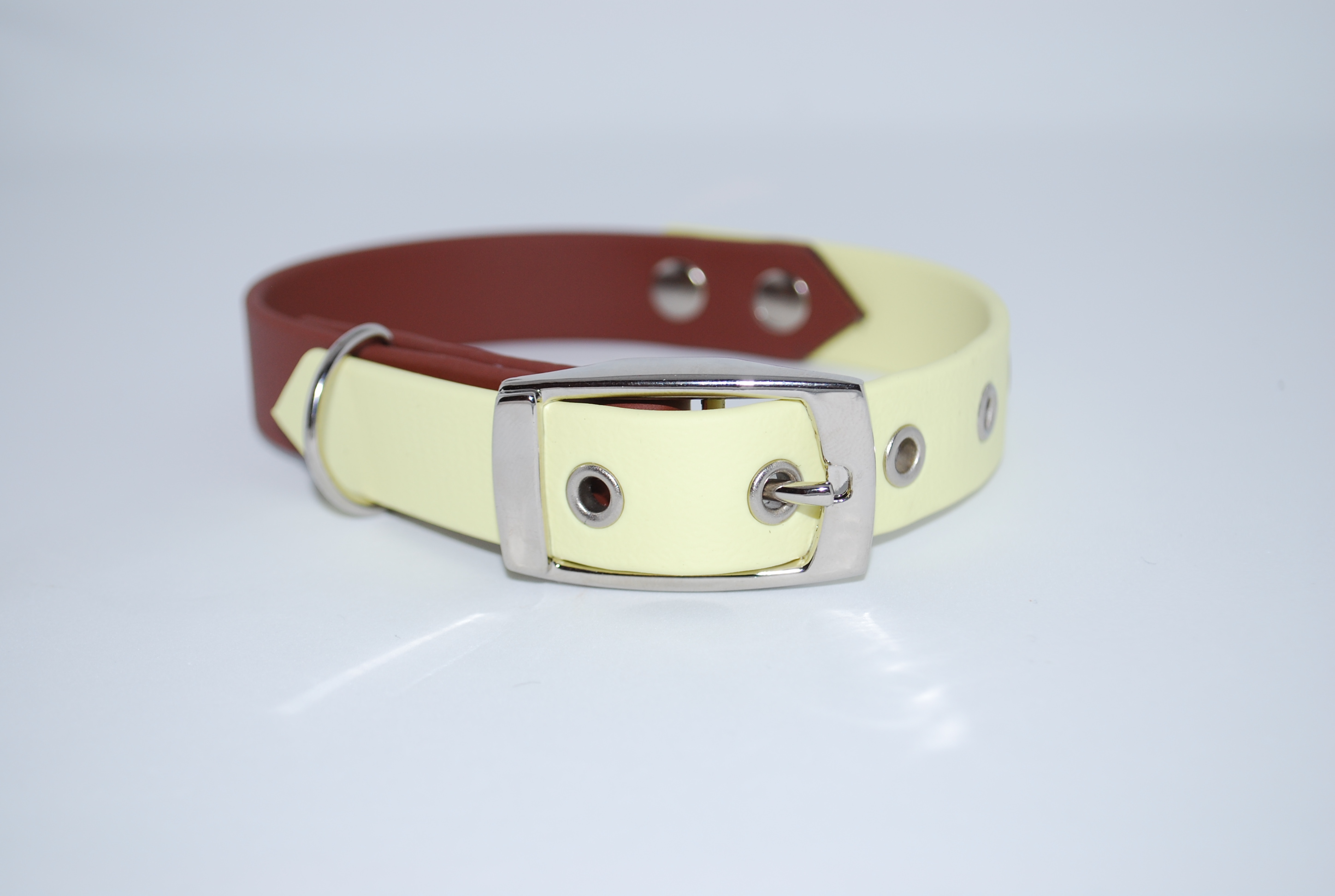 Biotano antkaklis "Brown-Pastel Yellow"