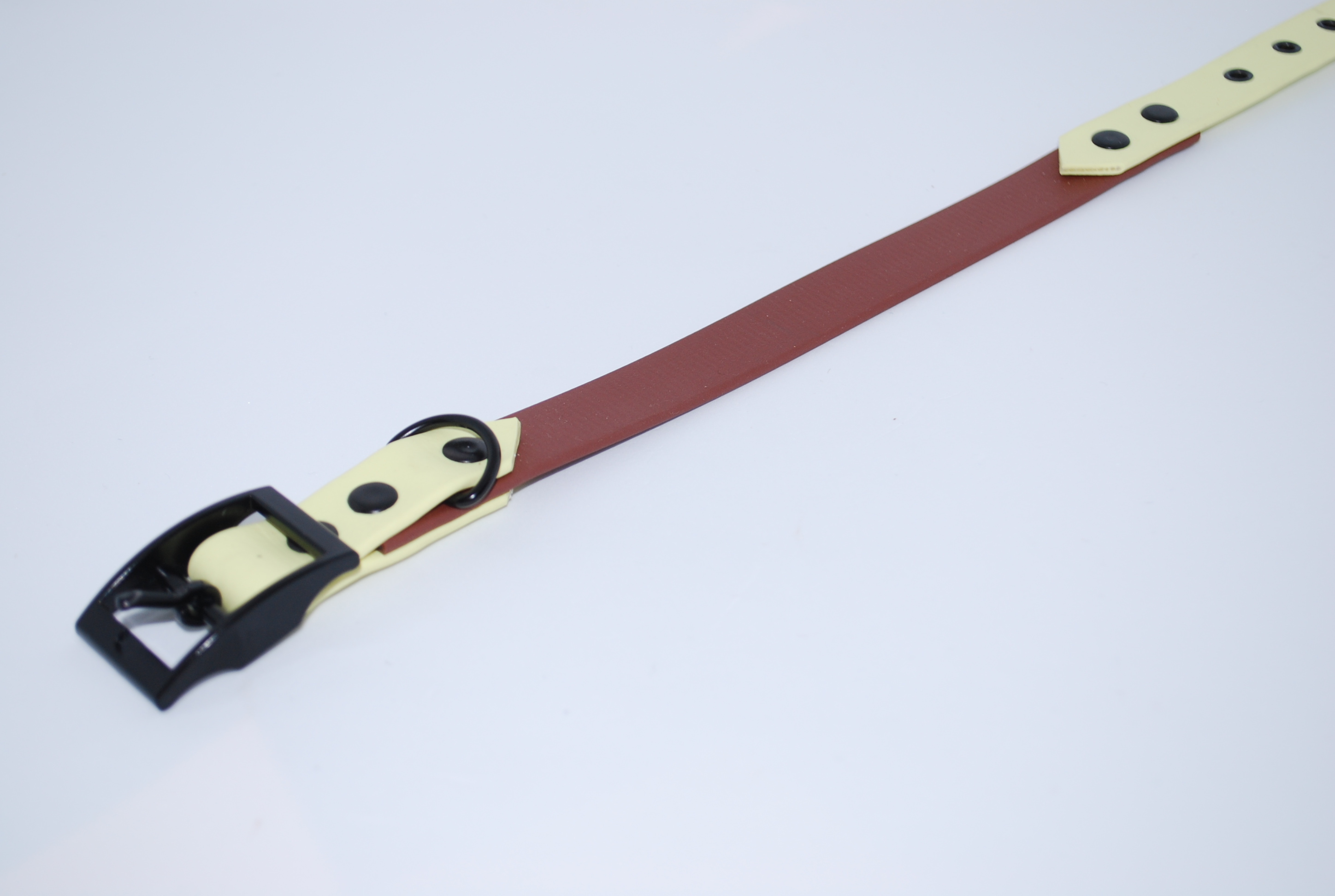 Biotano antkaklis ""Pastel Yellow-Brown