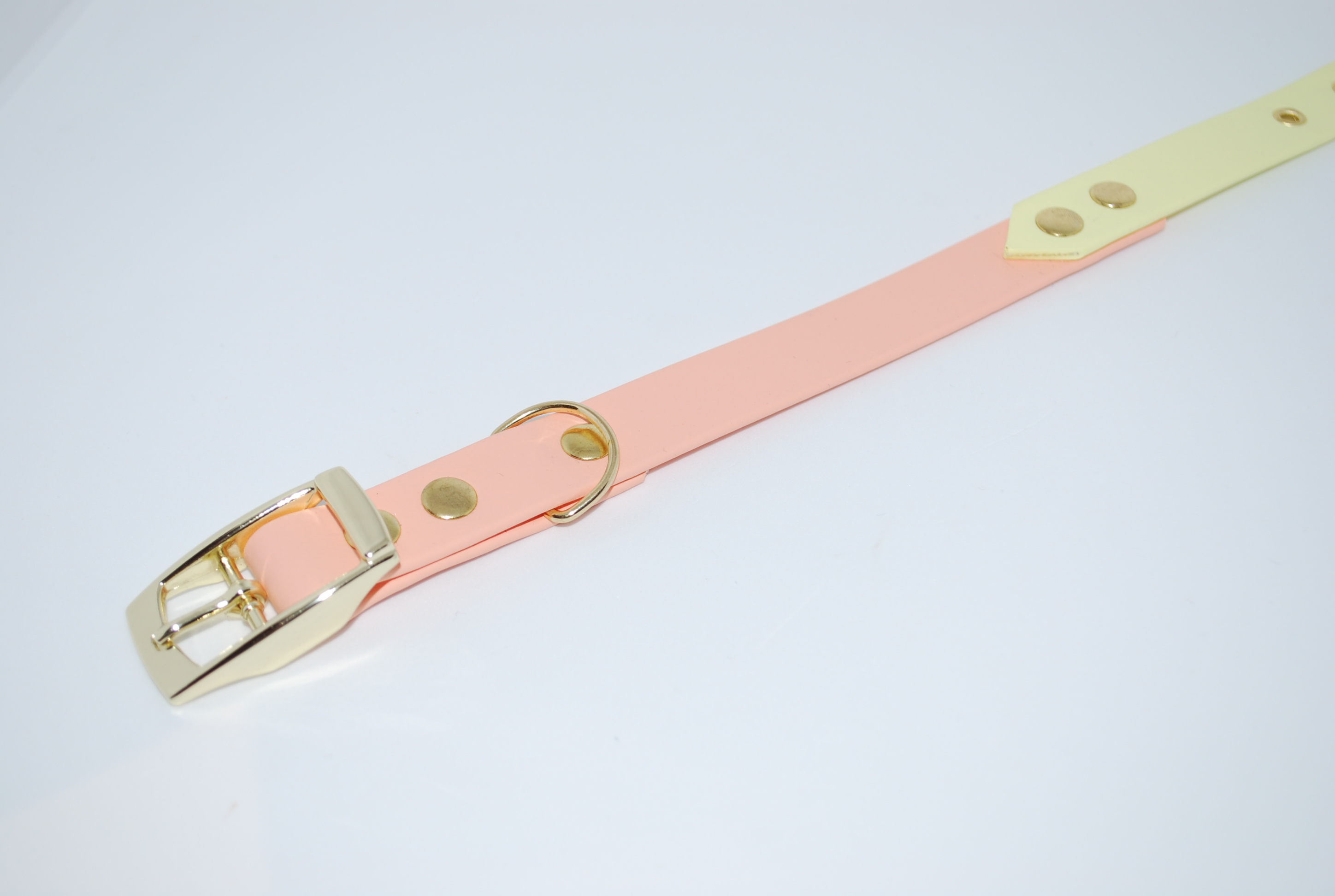 Biotano antkaklis "Pastel Peach-Yellow"