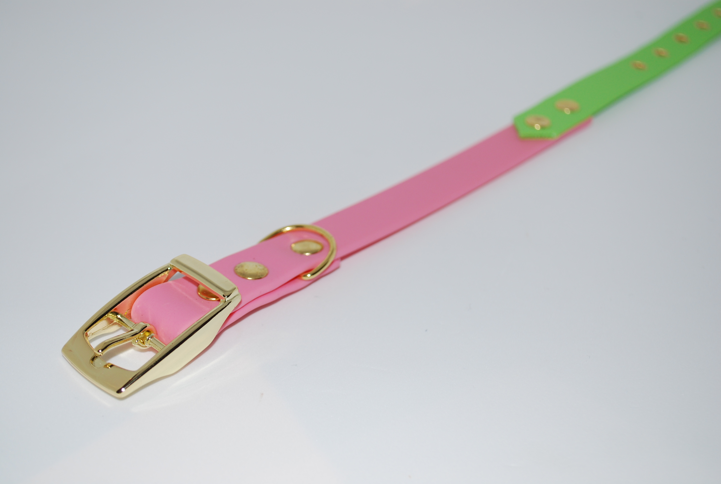 Biotano antkaklis "Apple Green-Pastel Pink"