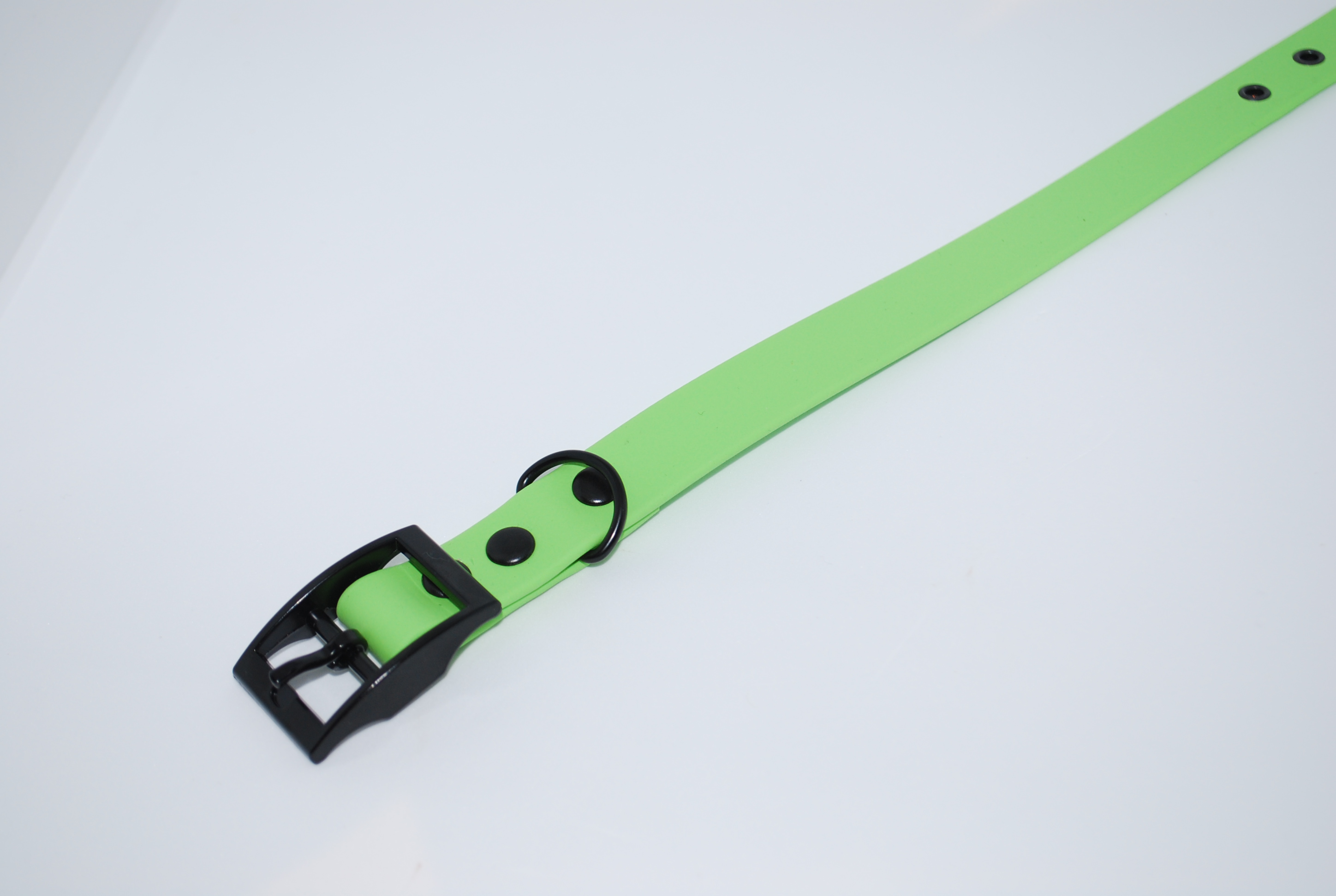 Biotano antkaklis "Apple Green"