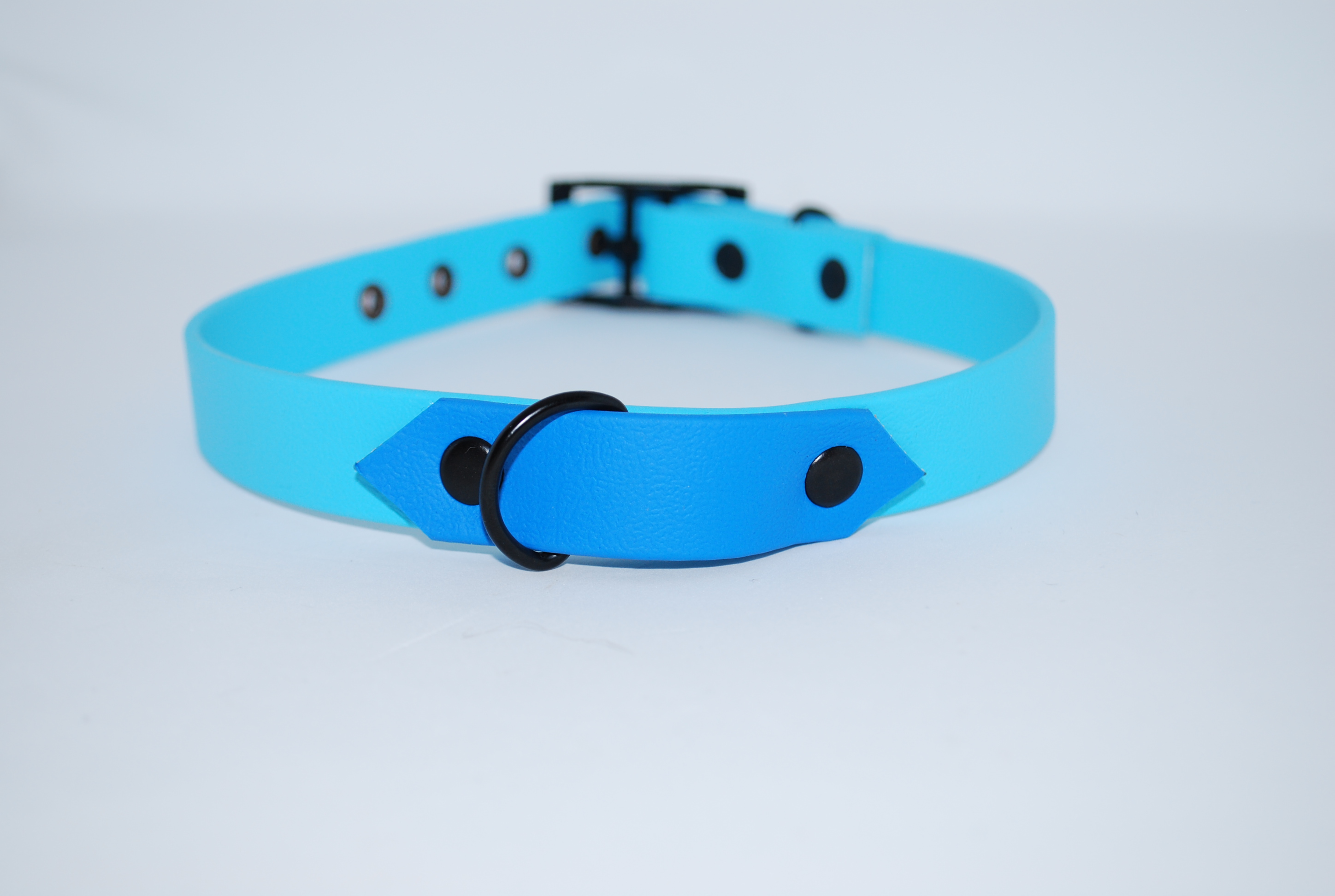 Biotano antkaklis "Skyan Blue"