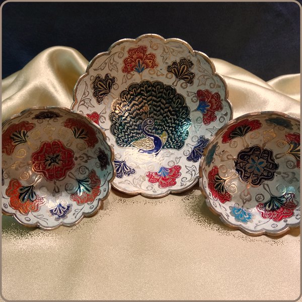 1960s Vintage Brass Peacock Bowls Hand Painted Set of 3