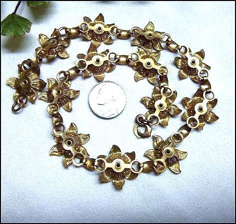 1930s Art Nouveau Gold Flower Vintage Choker Necklace