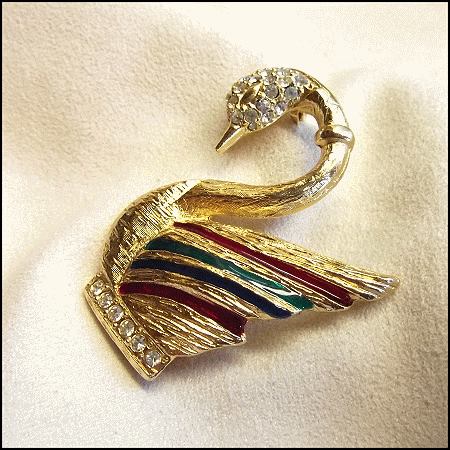 1950s Regal Gold Rhinestone Vintage Swan Brooch