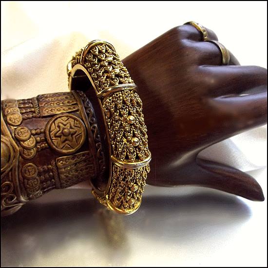 1950s Gold Filigree Leaf and Berry Vintage Bangle Bracelet