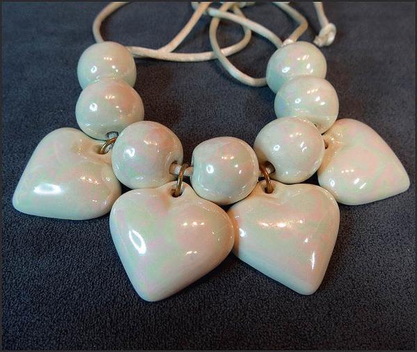 1970s Vintage Heart Necklace Pastel Iridescent Porcelain Beads 