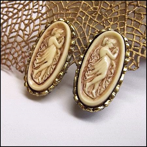 1950s Vintage Cameo Clip Earrings RARE Long French Cream Glass