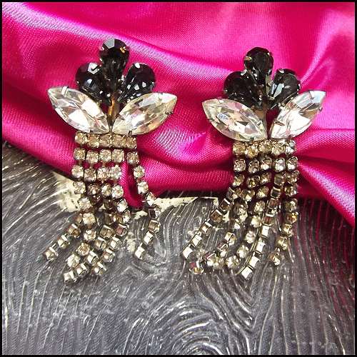 1950s Crystal Chandelier Vintage Earrings Schreiner Fleur de Lis