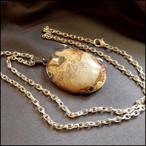 Big Poppy Jasper Agate Vintage Pendant Necklace