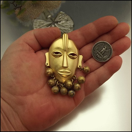 1950s Vintage Art Deco Brooch Gold Ubangi Face Mask 