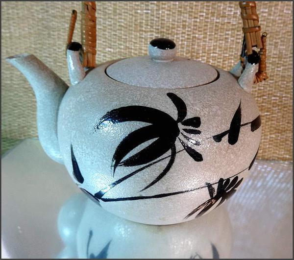 Japanese Vintage Tea Pot Pottery w Bamboo Feng Shui Home Wares