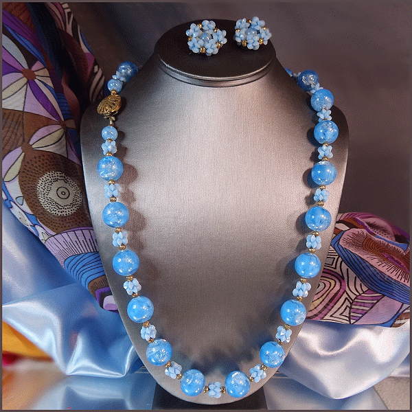 1950s Vintage Flower Necklace w Earrings Blue Crackle Lucite Set
