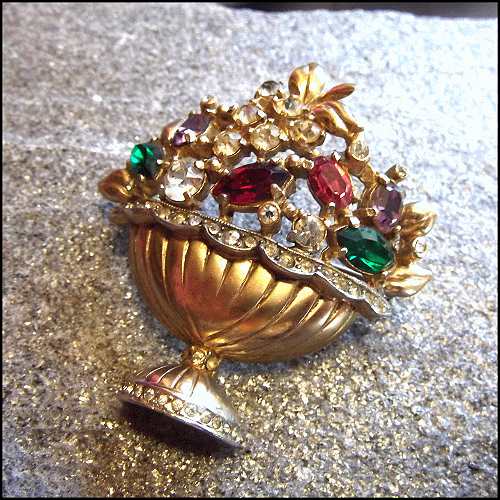 1947 CORO Flower Basket Vintage Brooch 22kt GP Gold Book Piece