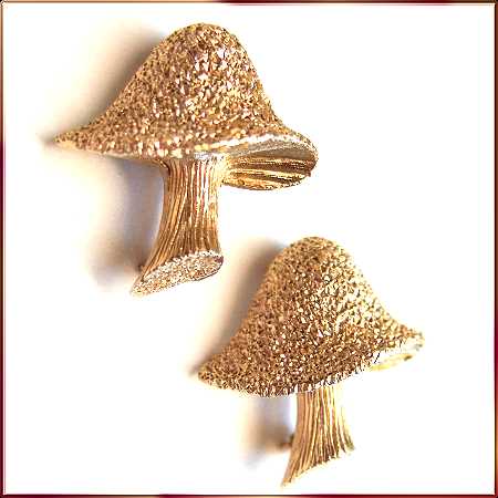 1960s DeNicola 18kt Gold GP Vintage Mushroom Scatter Pins Set
