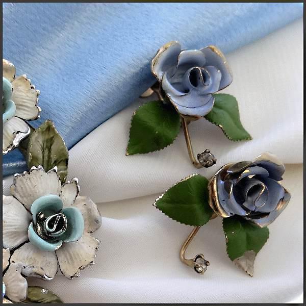 1940s Vintage Austrian Blue Green White Flower Pin w Earrings Set
