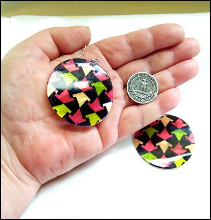 1980s Vintage Pierced Earrings Modern Escher Art Mother of Pearl