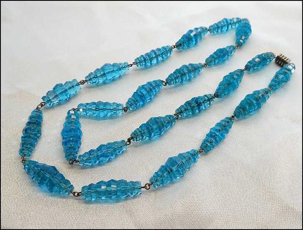 1920s RARE Art Deco Necklace Aquamarine Uranium Pyramid Crystals