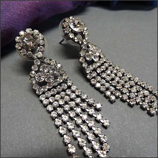 1960s Vintage Chandelier Pierced Earrings Exceptional Long Waterfall Crystals 