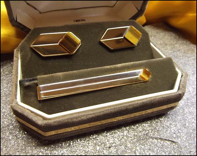 1960s Tigers Eye Vintage Cufflinks w Tie Clasp Org Box Swank Grand Prix