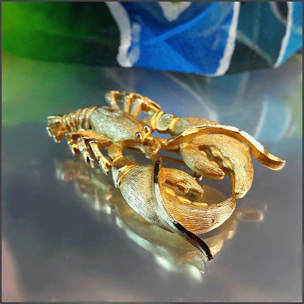 1950s Vintage Satin Gold Maine Lobster Brooch