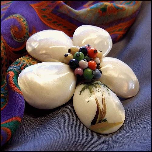 1940s Miriam Haskell Mother of Pearl Shell Large Vintage Brooch