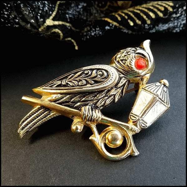 1960s Vintage Bird Pin 24kt Gold GP Spanish Damascene Parrot 