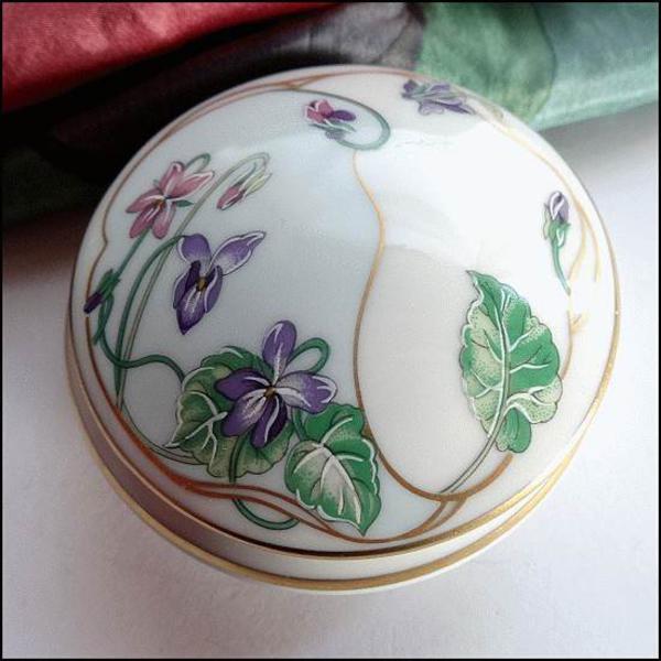 Signed Castel Limoge 22kt Gold Orchid Vintage Trinket Jewelry Box